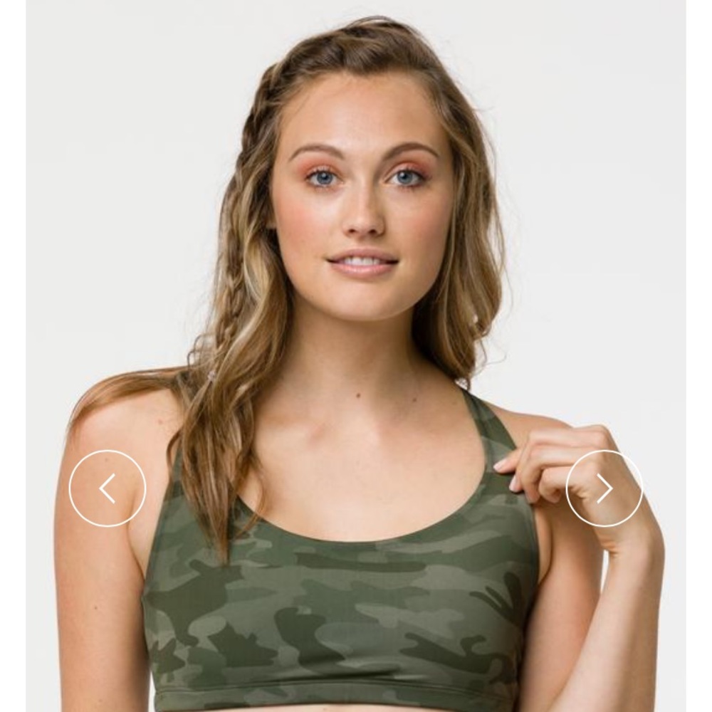 Cameo Print Sports Bra